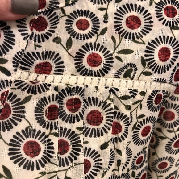 NWT Treeka split neck blouse M Stichfix - Picture 5 of 10